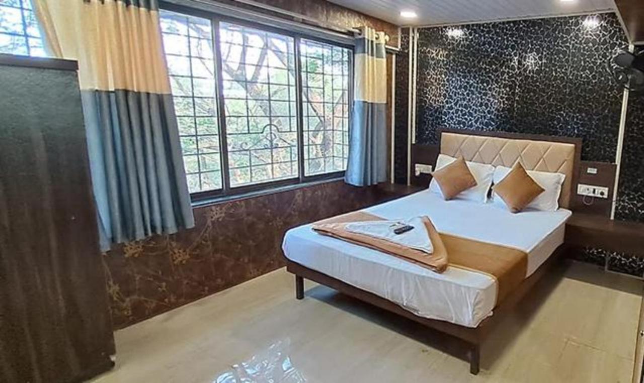 فندق مومبايفي  Fabexpress Ashirwad Residency المظهر الخارجي الصورة