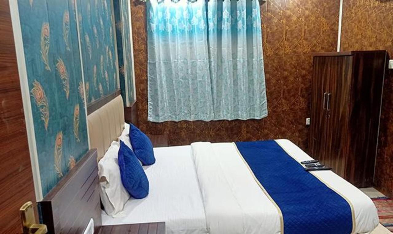 فندق مومبايفي  Fabexpress Ashirwad Residency المظهر الخارجي الصورة