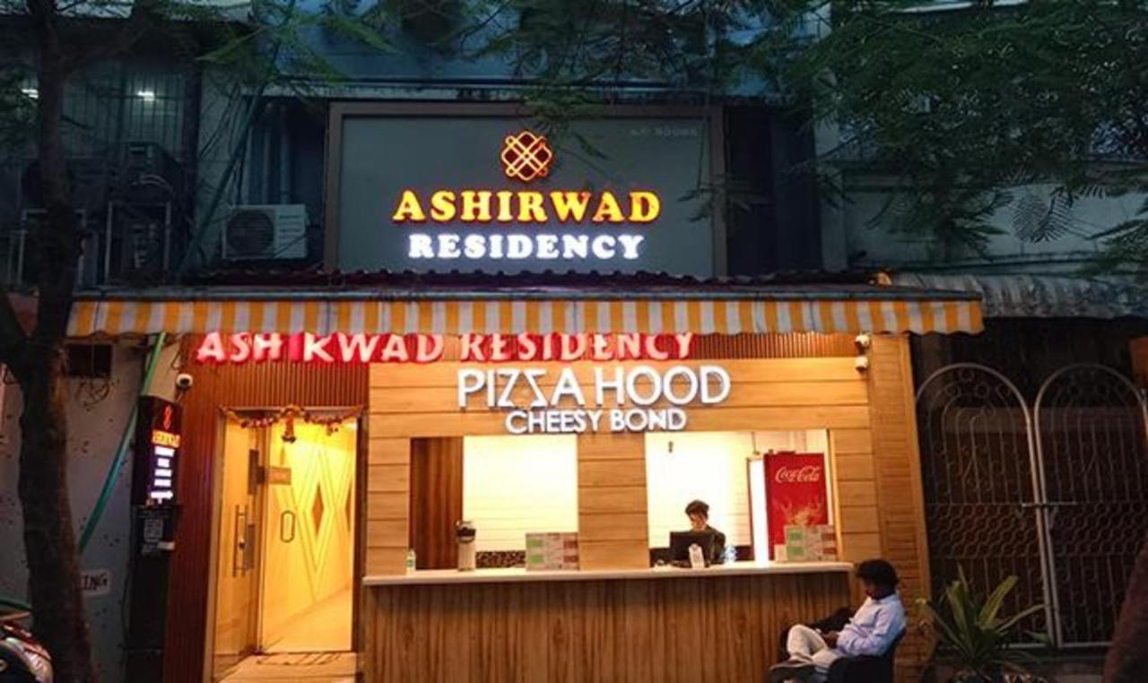 فندق مومبايفي  Fabexpress Ashirwad Residency المظهر الخارجي الصورة