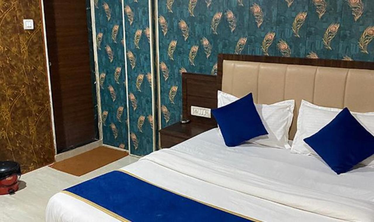 فندق مومبايفي  Fabexpress Ashirwad Residency المظهر الخارجي الصورة